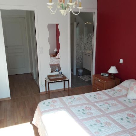 Chez Mt Et Jr Bed & Breakfast Ван Екстериор снимка